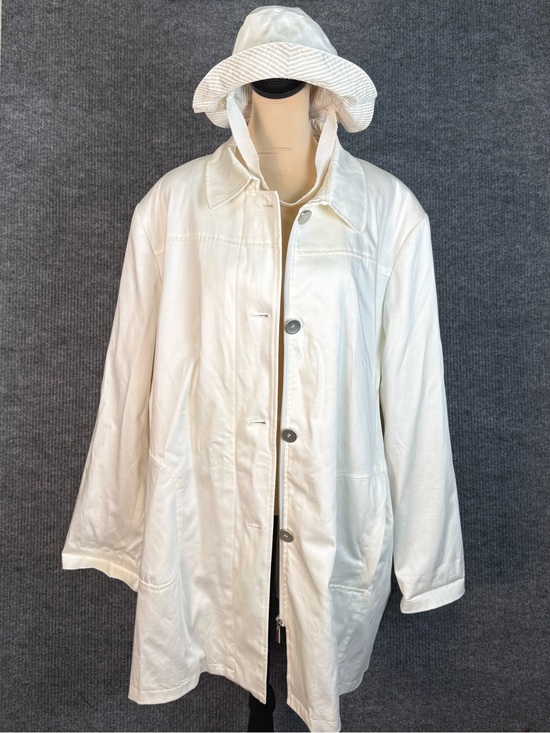 Pendleton Jackets & Blazers - Pendleton Women’s Raincoat & Bucket Hat Lined Size 2X Ivory Trench Coat